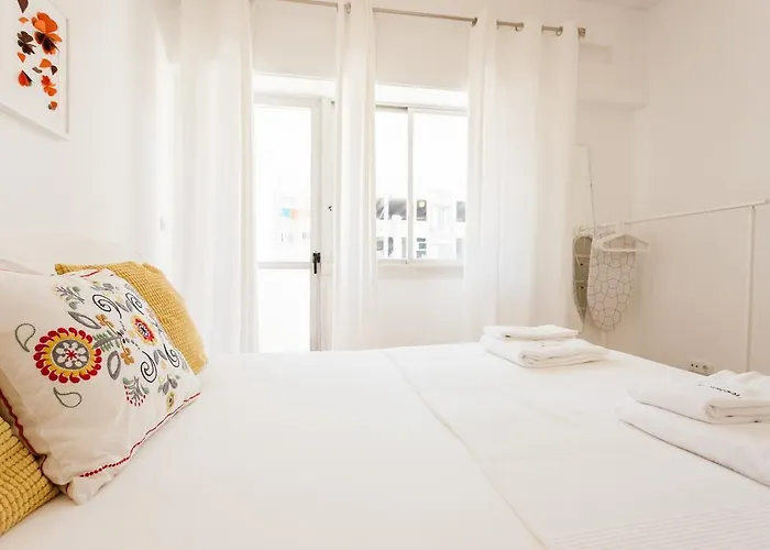 Flh Marques Bright Лісабон